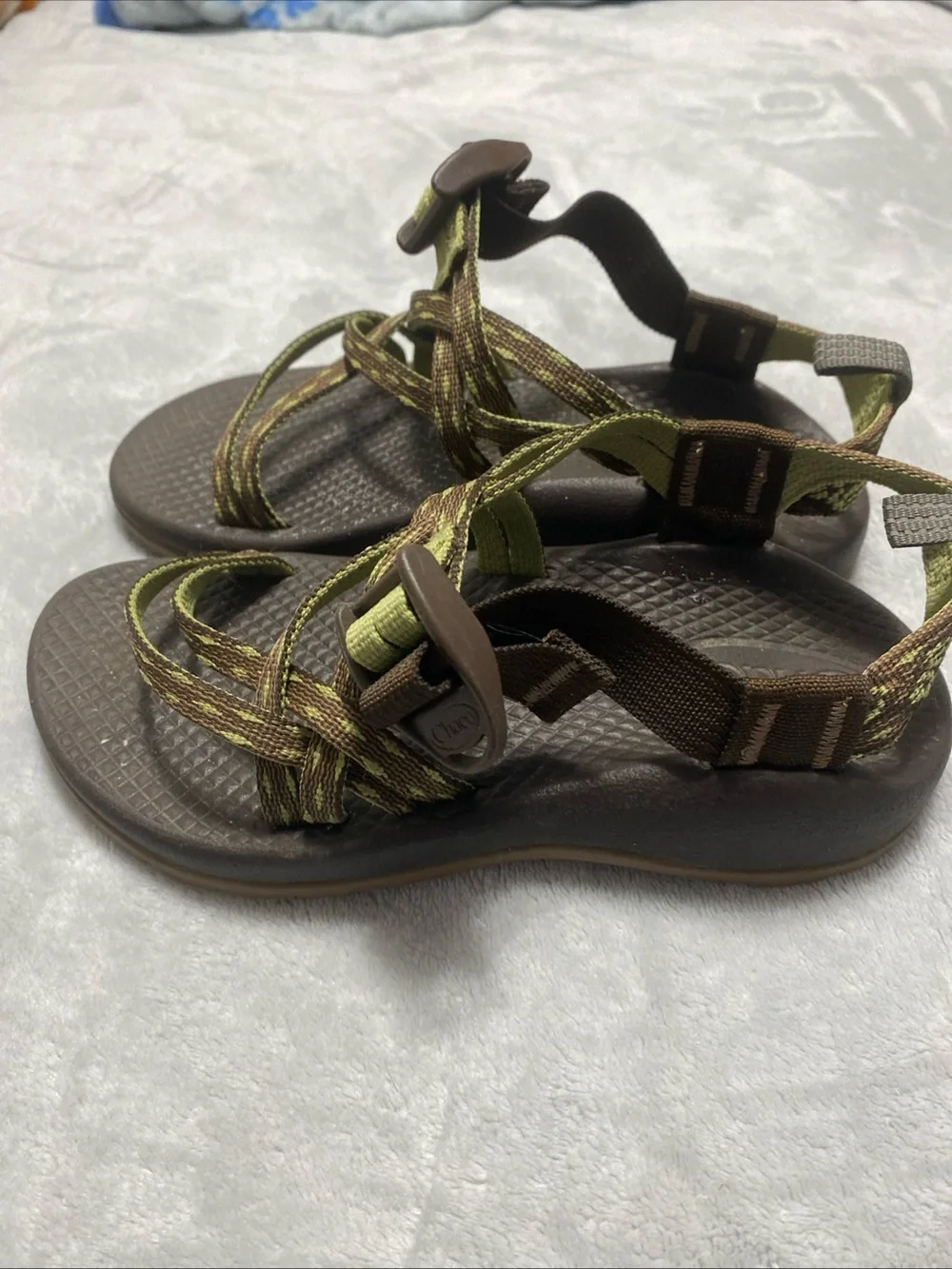 Chaco Kid’s  Brown & Green Ecotread Sandals Size 1